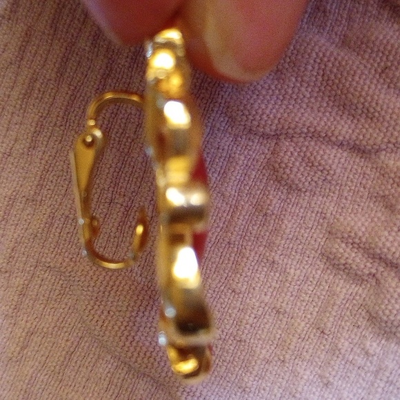 Vintage Avon enamel red heart and scroll bows ❤️ earrings gold tone clip on - Picture 4 of 4